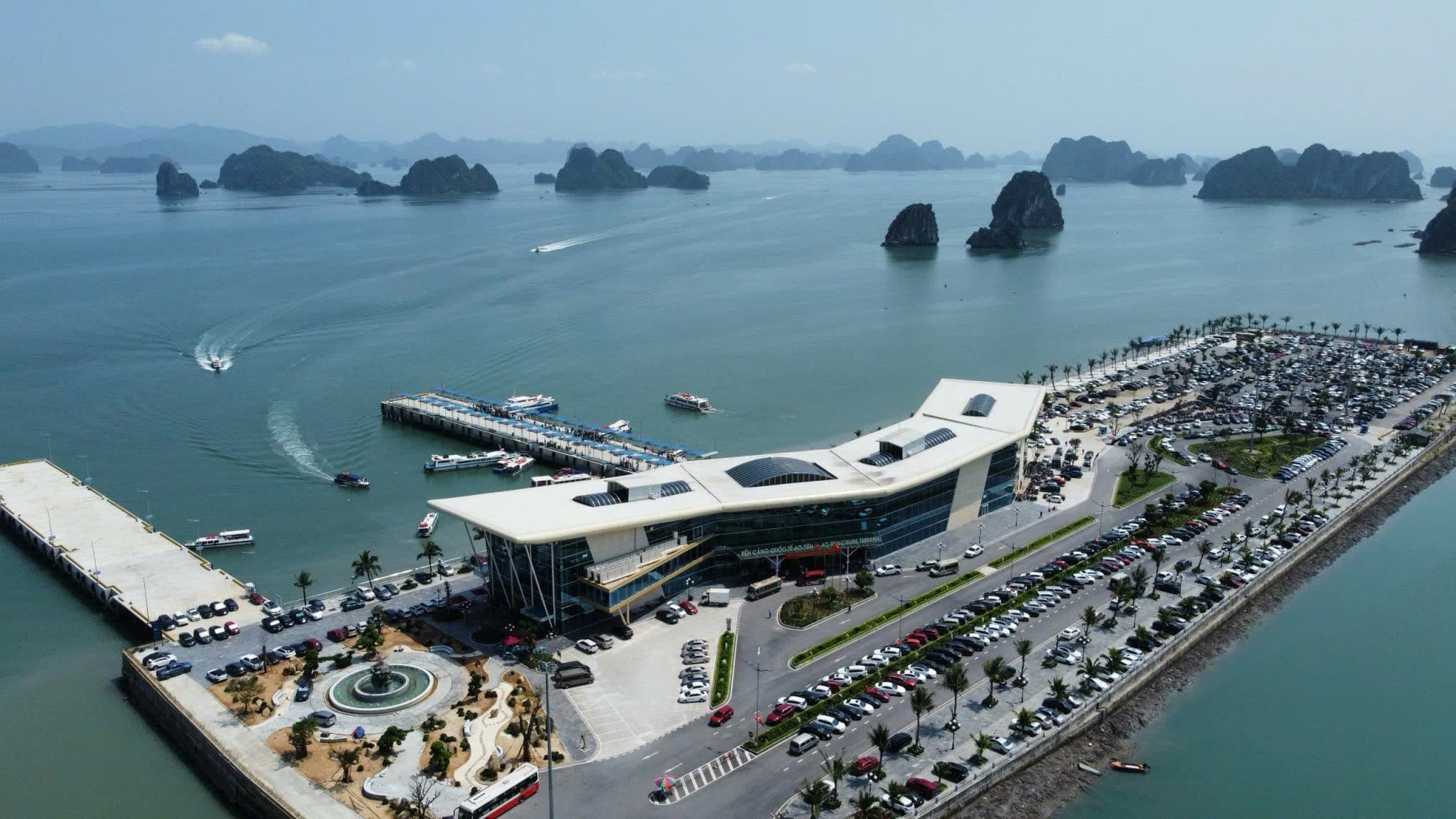 Vịnh Bái Tử Long, Vân Đồn, Quảng Ninh